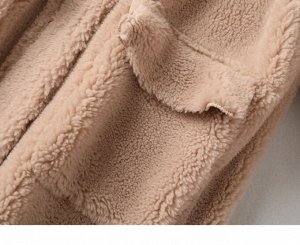 Пальто Пальто, оформленное длинными рукавами, овечья шерсть/полиэстер. Размер (обхват груди, длина рукава, длина изделия, см): S (114,46,74), M (118,47,75), L (122,48,76)