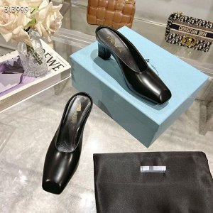 Сабо женские кожаные