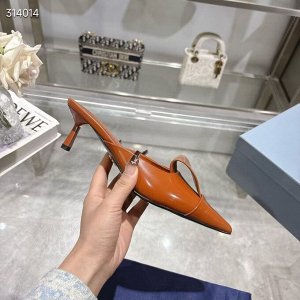 Сабо женские кожаные