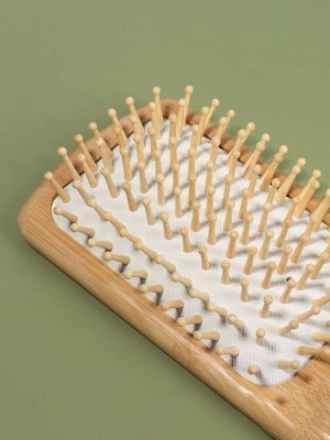 Расчёска массажная BAMBOO, широкая, бамбуковая, 8x25(±1) см, цвет «светлое дерево»