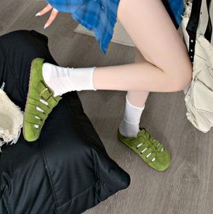 Мюли на толстой подошве плетенные с пряжкой, зеленые
