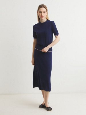 Женский костюм (джемпер и юбка) MAISON DAVID