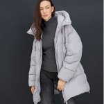 Куртки и пуховики
