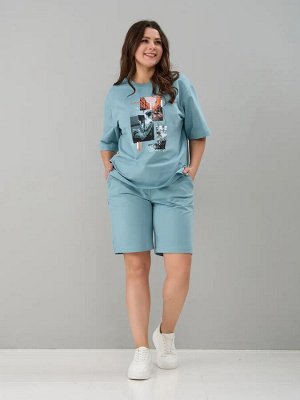 Костюм с шортами