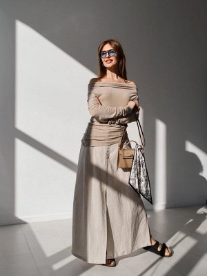Лонгслив Asymmetric, беж