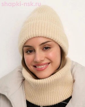 Комплект Бренд: Forti     Тип изделия: Комплект
Отворот: шапка с отворотом
Состав: 30% ангора 30% шерсть 40% акрил
Подклад: Без подклада
