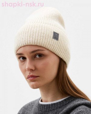 Колпак Бренд: Marhatter     Тип изделия: Колпак
Размер: 56-58
Отворот: шапка с отворотом
Состав: 10% альпака 11% шерсть 50% акрил 20% ПЭ 9% элит