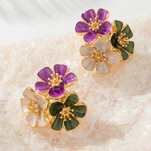 Серьги Эта стильная качественная бижутерия, которая точно не останется незамеченной! Сочетание геометрических форм и различных материалов создает идеальное сочетание элегантности и смелости.
Украшения