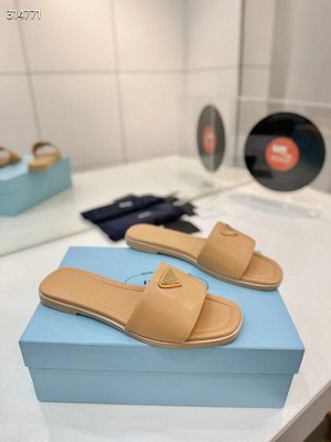 Шлепанцы женские кожаные