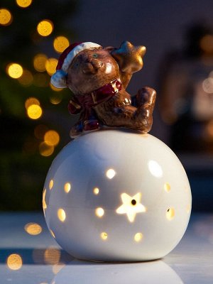 Светодиодная фигура «Медвежонок на шаре», 13.2x8.8x8.8 см, 1 LED, керамика, от батареек LR44x3 шт., тёплый белый свет