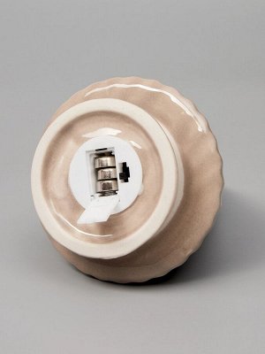 Светодиодная фигура «Ёлочка бежевая», 16.7x9.7x9.7 см, 1 LED, керамика, от батареек LR44x3 шт., тёплый белый свет