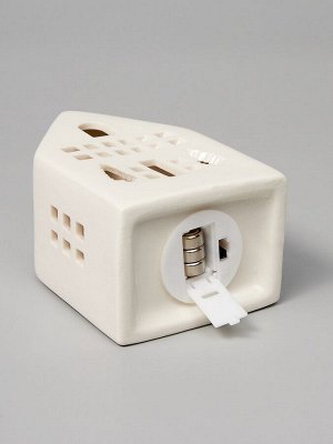 Luazon Lighting Светодиодная фигура «Дом Ёлочки», 12.6x5.5x7.5 см, 1 LED, керамика, от батареек LR44x3 шт., тёплый белый свет