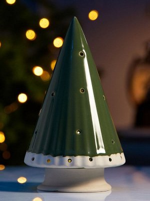 Светодиодная фигура «Ёлочка зелёная», 16.7x9.7x9.7 см, 1 LED, керамика, от батареек LR44x3 шт., тёплый белый свет