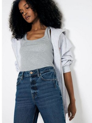 Джинсы River Island с высокой посадкой и рельефной спиной Mom Denim