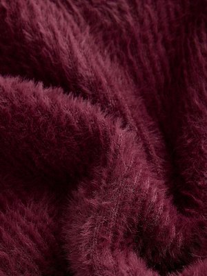 Red Berry - мягкий на ощупь пушистый вязаный джемпер с короткими рукавами