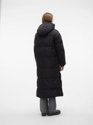 VERO MODA черное длинное пуховое пальто с капюшоном
