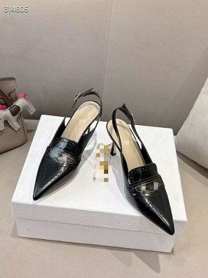 Босоножки женские кожаные