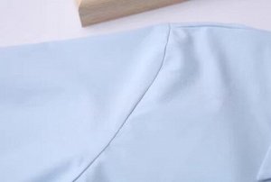 Рубашка из гладкой ткани на молнии, с асимметричной спинкой с пуговицами, белый