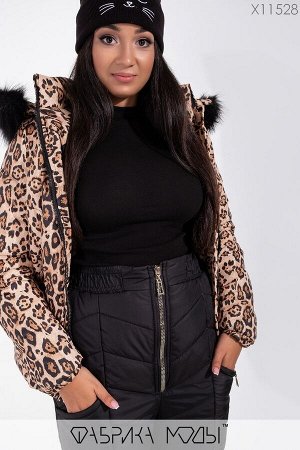 Зимний леопардовый костюм с курткой прямого кроя со съемным капюшоном c опушкой из эко меха, поясом