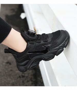 Кроссовки с автоматической шнуровкой