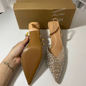 Женские туфли на каблуке