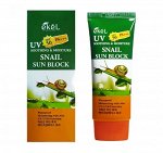 EKEL Солнцезащитный крем с муцином черной улитки Soothing &amp; Moisture Black Snail Sun Block, Южная Корея, 70ml