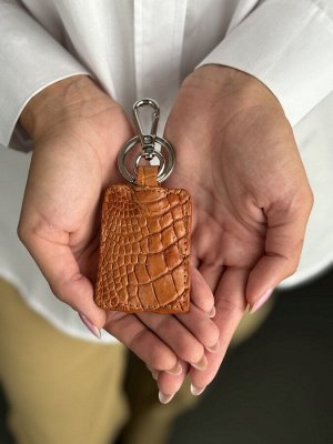 Брелок из кожи крокодила