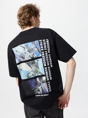 UNIQLO UT - оверсайз футболка с принтом «Gundam» - 09 BLACK