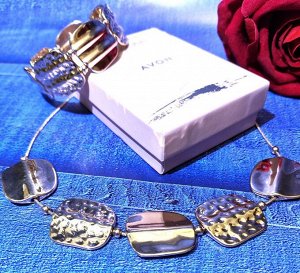 Комплект AVON колье и браслет