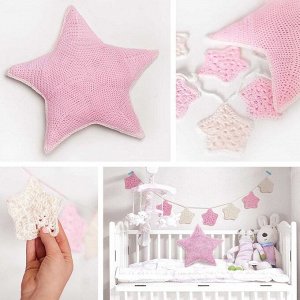 Декор в детскую комнату: подушка и гирлянда «Жизнь в розовом цвете», набор для вязания