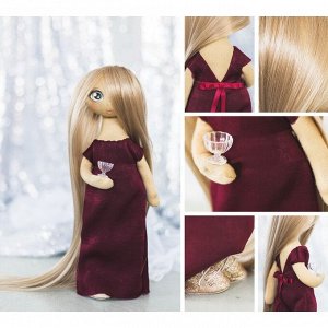 Интерьерная кукла «Лорен», набор для шитья, 18 ? 22.5 ? 3 см