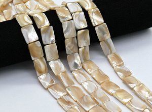 Бусины из перламутра прямоугольник 15*20мм, цв.кремовый 41см, 20 бусин