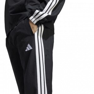 Adidas Basic 3-Stripes Woven Tracksuit – Удобный и стильный трексуит для активных дней