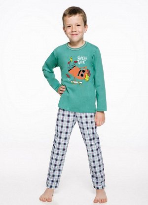 . Зеленый + серый   Детская пижама для мальчиков. Кофта с длинным рукавом и круглым вырезом. Штаны свободного кроя в клетку.
Состав для двух вариантов: 100% хлопок.