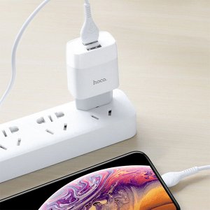 Сетевое зарядное устройство HOCO C73A Glorious 2xUSB с Кабелем USB - Lightning, 2.4A, 10.8W, белый
