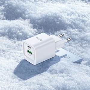 Сетевое зарядное устройство HOCO C147A Charm 1xUSB + 1xUSB-C, 3A, 20W, белый