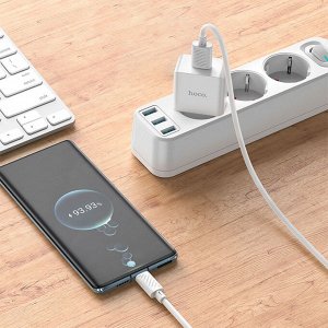 Сетевое зарядное устройство HOCO C106A 1xUSB, 2.1A, 10.5W, белый
