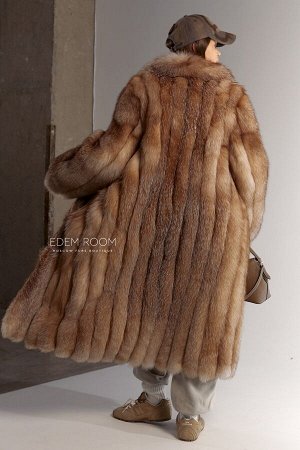 Винтажная длинная шуба из лисы