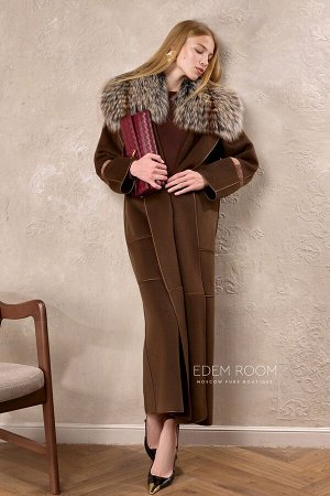 Итальянское пальто с мехом лисы
