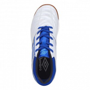Umbro Accelerator TR JR Wide IN – Удобные футзальные кроссовки для юных игроков