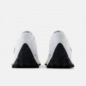 New Balance U327 – универсальные ретро-кроссовки