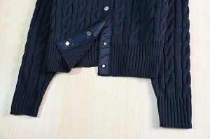 Вязаный кардиган с круглым вырезом и заниженной линией плеч с длинными рукавами, синий