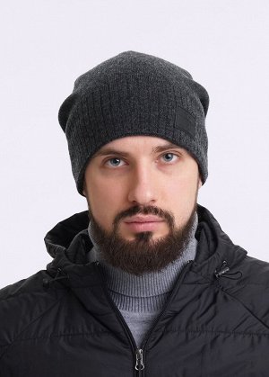 Шапка Артикул поставщика: 433832шв
Состав: 50% нейлон, 40% вискоза, 5% кашемир, 5% шерсть
Сезон: Осень, Зима
Год: 2025
Страна: Россия

Мужская двойная шапка, декорирована стильной нашивкой. Дополнит