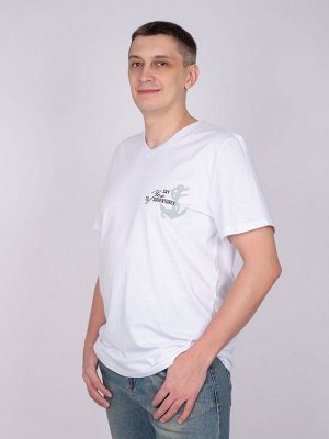 Футболка. Цвет: белый