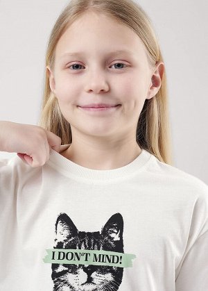 Футболка. Цвет: молочный