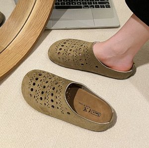 Женские мюли перфорированные с закрытым носком, хаки
