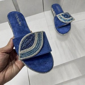 Женские шлепанцы на плоской подошве с декоративной пряжкой, синие