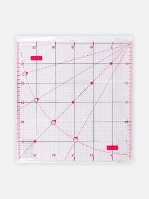 Линейка для квилтинга и пэчворка, с отверстиями, 30x30 см, розовая