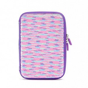 Пенал Фирменный каркасный пенал австралийской фирмы Smiggle
⠀
Размер 22*15*4,5cm
⠀
Особенности:
*жестко-каркасная технология (надежная защита письменных принадлежностей от поломки)
*мягкий внутренний 