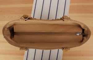 Сумка Видео: https-//www.modernbag.ru/media/upload/BG-S-210%20(1).mp4	Плетеная соломенная&nbsp; сумка.
Размер и наполнение: см.фото и видео&nbsp;